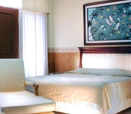 Umm Inn Hotel Malang Room photo